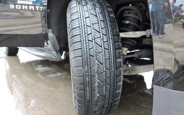 Cooper Tire Discoverer SRX test_6
